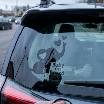 Autocollant bébé à bord éléphant sur vitre voiture
