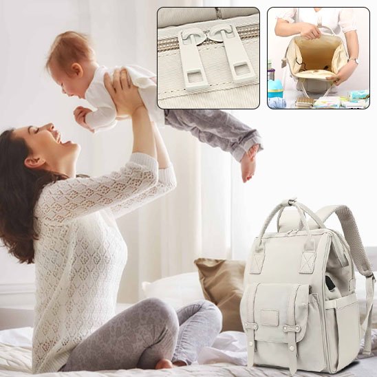 Bébé et maman heureux avec sac à langer beige