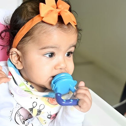 bébé marche dans bouche grignoteuse bébé bleu