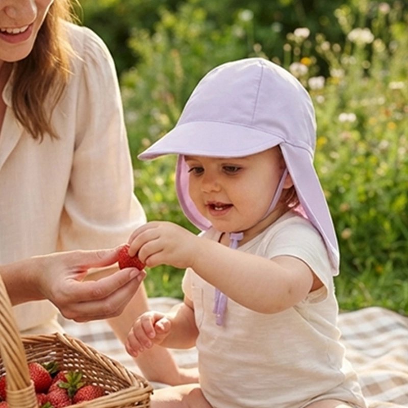 Maman porte à bébé  casquette pour bebe violet