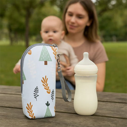 Porte biberon gris champêtre posé sur table au parc   